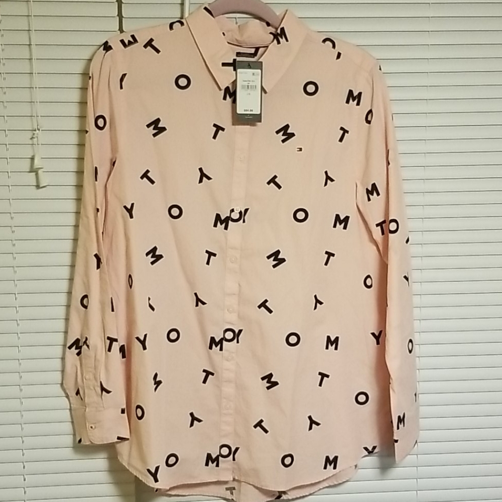 Tommy Hilfiger bottom down shirt!